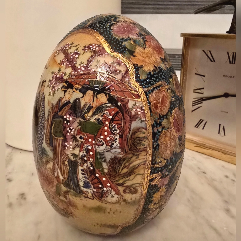 Royal Satsuma Hand Painted Porcelain Eggs With Geisha Scenes